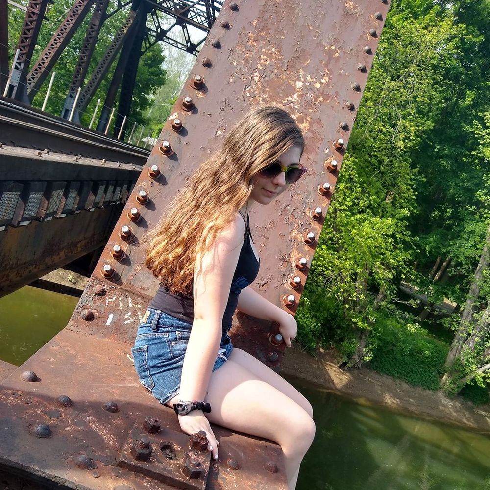 Meet your Posher, Alyssa